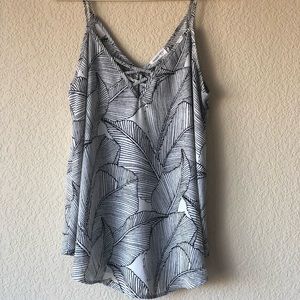 Lightweight crisscross tank